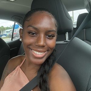 Meet your Posher, Katherine